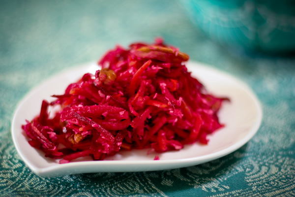 Raw beet carrot salad