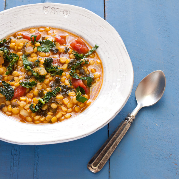 Spicy Kale and Split Pea Soup from Stephanie Weaver | gluten-free, vegan, dairy-free, low-sodium, migraine-friendly
