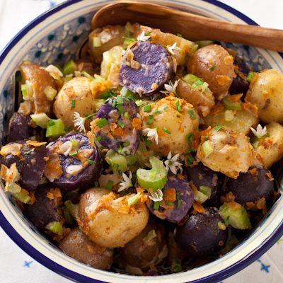German pGerman potato salad with vegan coconut bacon | Recipe Renovatorotato salad vegan coconut bacon