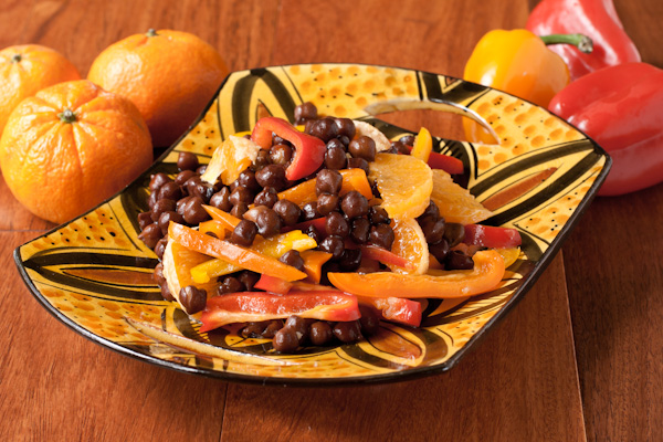 Black garbanzo bean and pepper salad