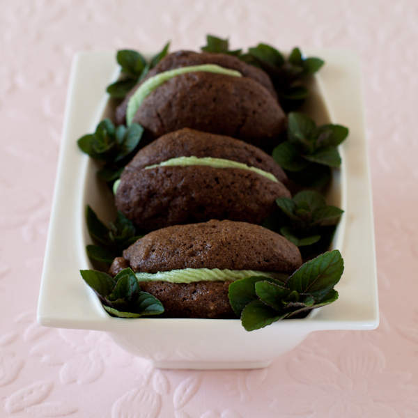 Mint Chocolate Whoopie Pies