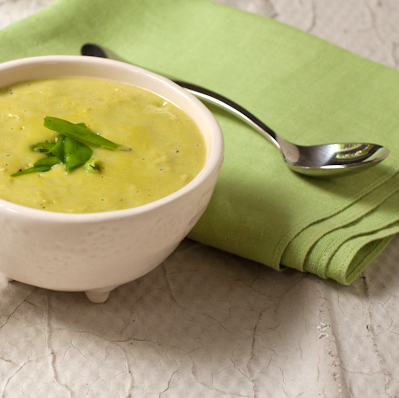 Fresh pea soup