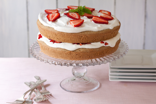 Summer Celebration Cake | Gluten-free, grain-free, paleo, migraine-friendly, low-sodium | Recipe Renovator