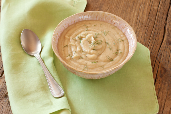 Celery Root Soup with Roasted Fennel and Garlic from Stephanie at Recipe Renovator | gluten-free, vegan, paleo, Whole30 compliant