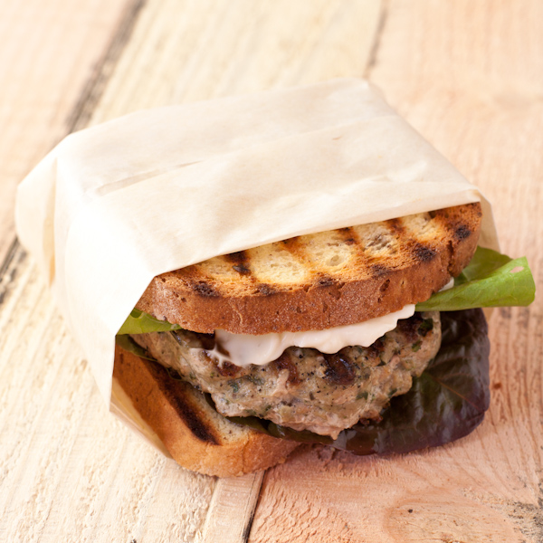 Mediterranean turkey burgers from Stephanie The Recipe Renovator | paleo, gluten-free, Whole30 compliant