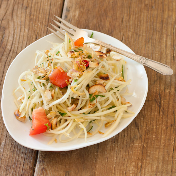 Southeast Asian Green Papaya Salad from Recipe Renovator | Gluten-free, paleo, dairy-free, low-carb, vegan option