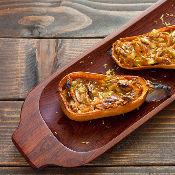 Stuffed honeynut squash from Recipe Renovator | Vegan, paleo, gluten-free