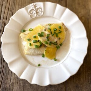 Fish with mango sauce