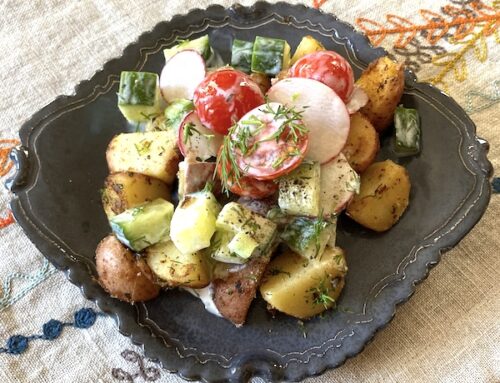 Crispy potatoes with kefir and summer vegetables | Amber and Rye | Zuza Zak